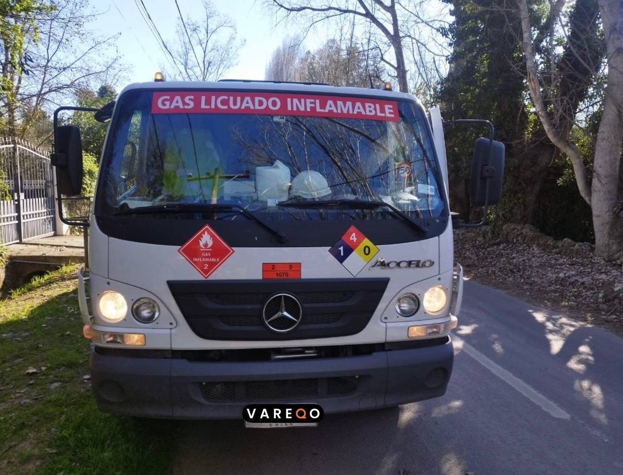 Mercedes-Benz ACCELO 1016 — foto 1 de 1